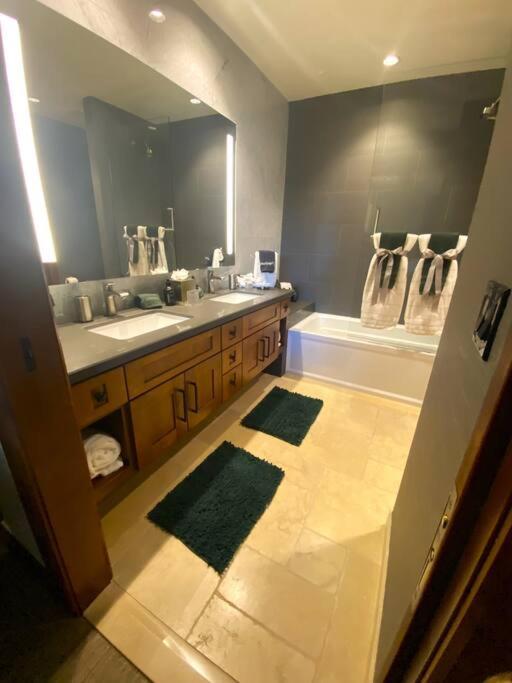 Ski In/Out - Zalanta - Great Location- 2 Hot Tubs - Heated Pool سووث لاك تاهوي المظهر الخارجي الصورة