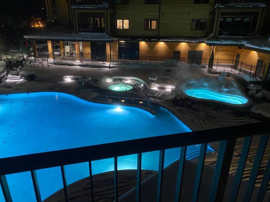 Ski In/Out - Zalanta - Great Location- 2 Hot Tubs - Heated Pool سووث لاك تاهوي المظهر الخارجي الصورة